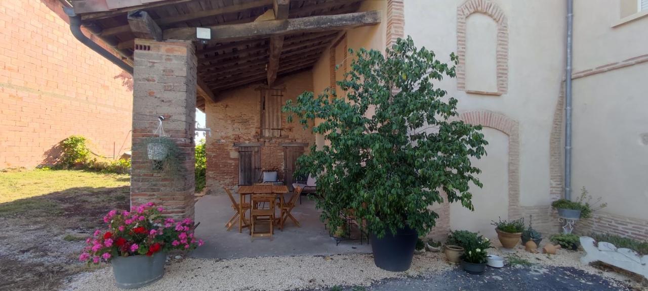 Les Hauts De Grazac, Chambres Et Tables D'Hotes Grazac  Екстериор снимка